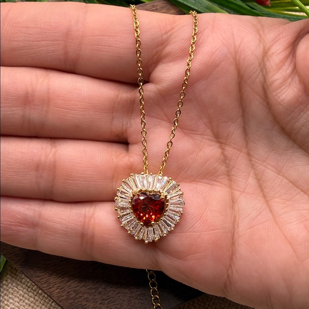 Elegant Gold and Red Pendant Necklace Stainless